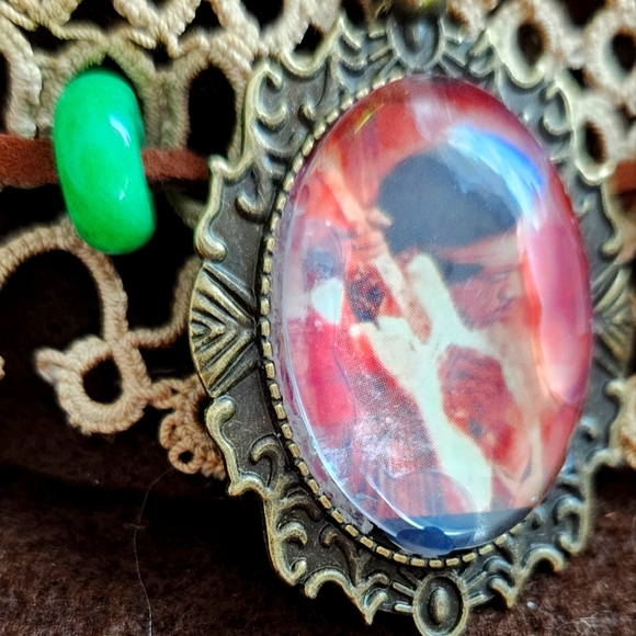 Hendrix pendant - Picture 4 of 5